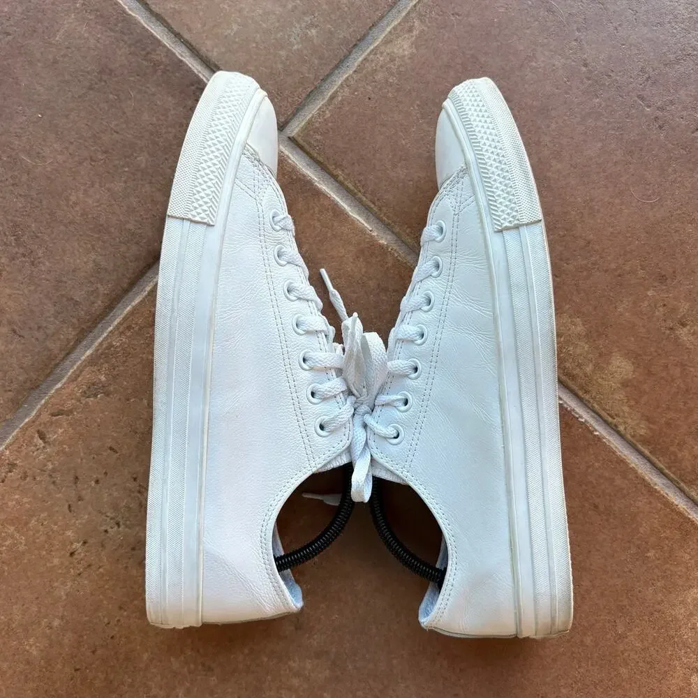 Converse White Leather All Stars Low Ox Unisex size 10M 12W Clean Classic